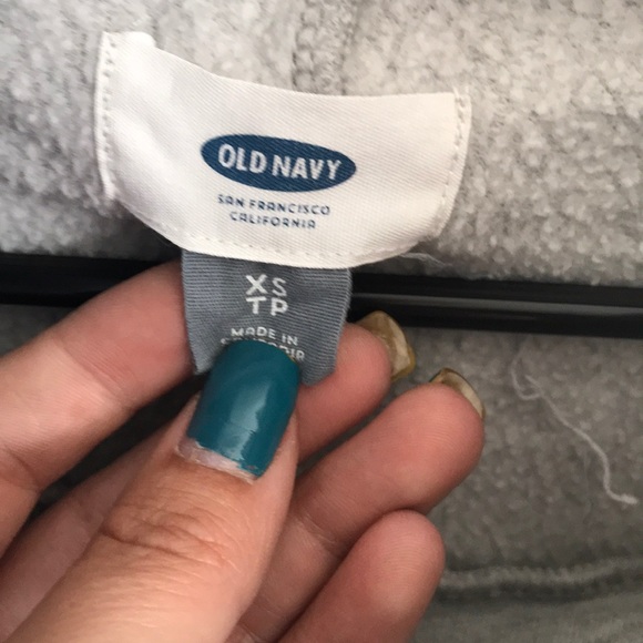 Grey sweater - Picture 2 of 5